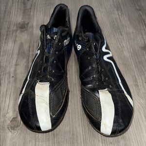 Mitre Men’s Black Soccer Cleats